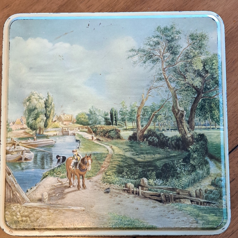 Vintage Huntley & Palmers Biscuits Reading & London Tin Advertising Collectibles